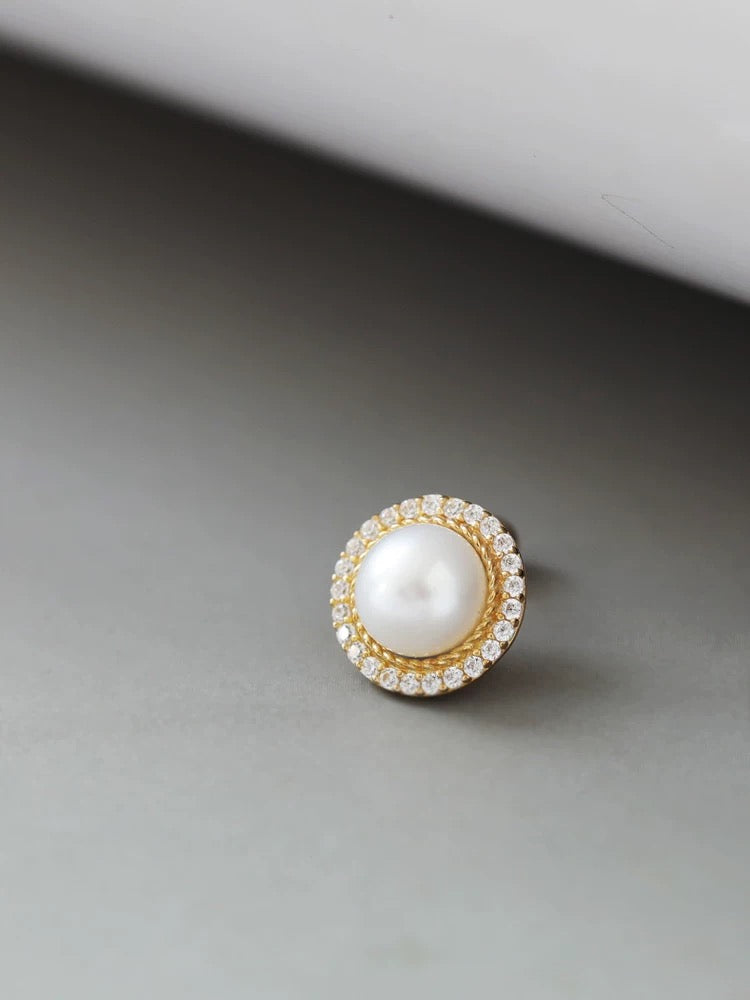 Rosetta Pearl Dish Stud Earrings