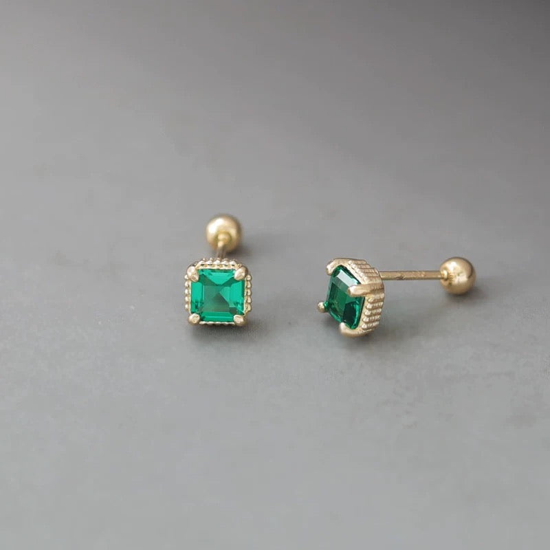 Beaded 4 Claw Square Stud Earrings