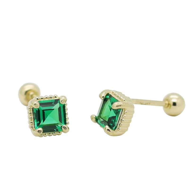 Beaded 4 Claw Square Stud Earrings