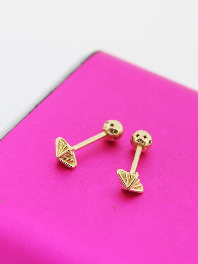 Peak Fold Star Stud Earrings