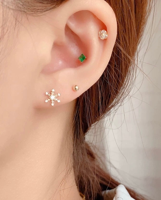 Arrow Spike  Snowflake Stud Earrings