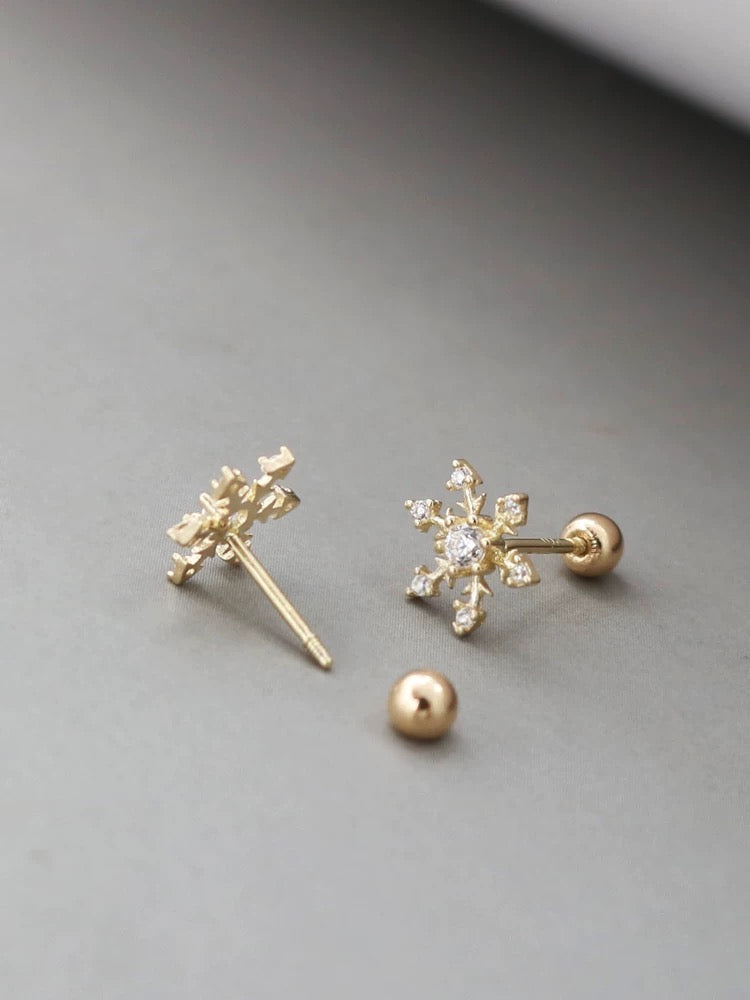 Arrow Spike  Snowflake Stud Earrings