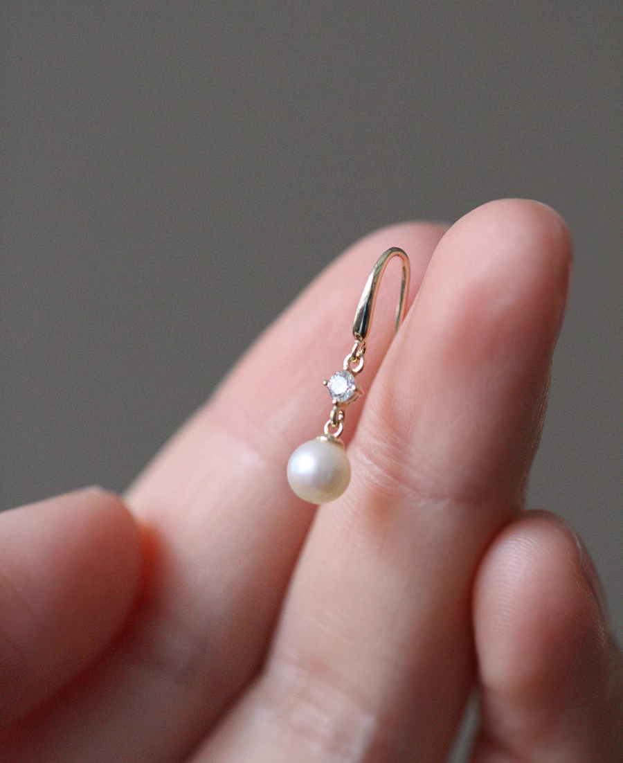 Dainty Pearl Drop Hook Earrings