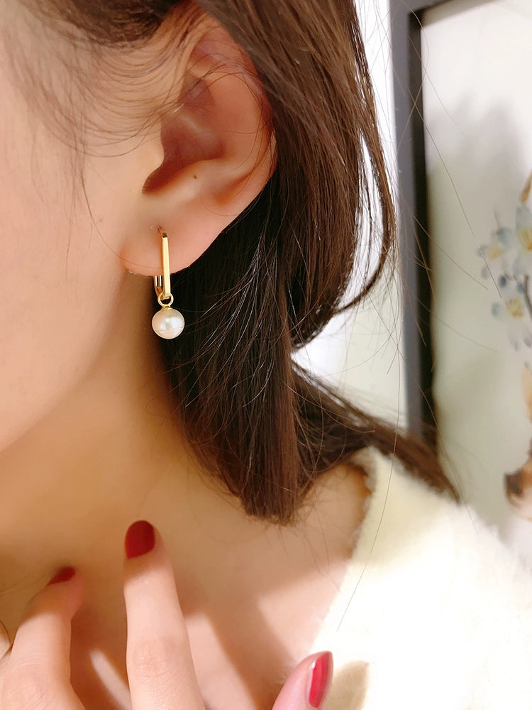 Oblong Frame Hanging Pearl Hoop Earrings