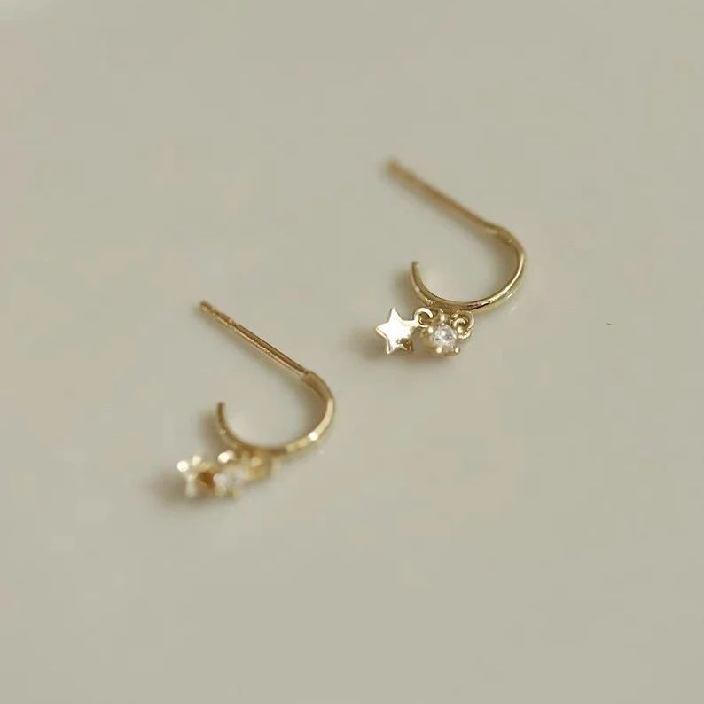 Sunny Star Hook Stud Earrings