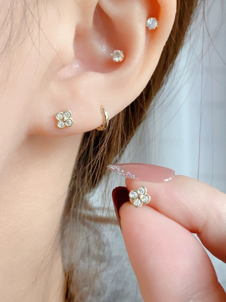 Moissanite Flower Stud Earrings