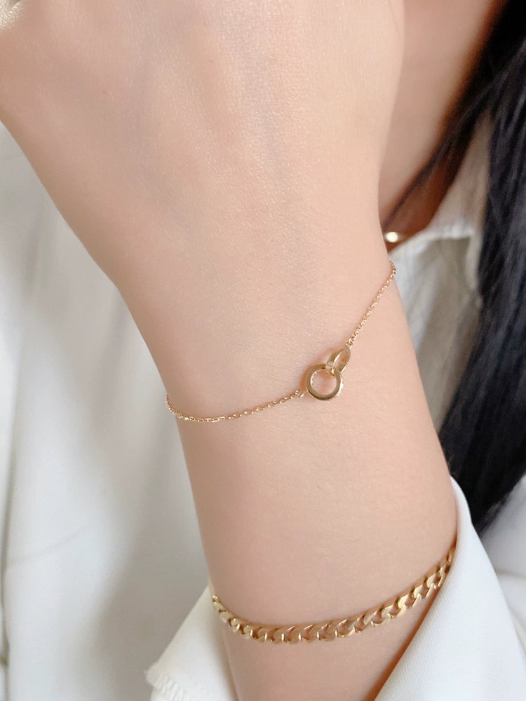 Interlinked Duo Rings Bracelet