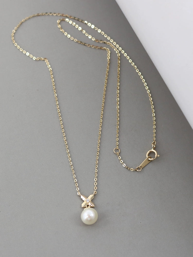 Envy X Pearl Necklace