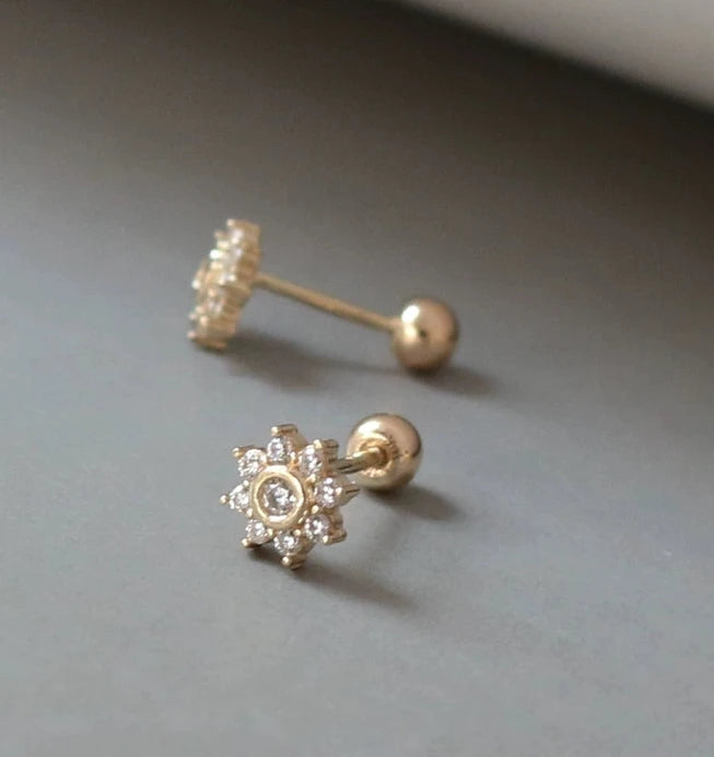 Flower Wheel Stud Earrings