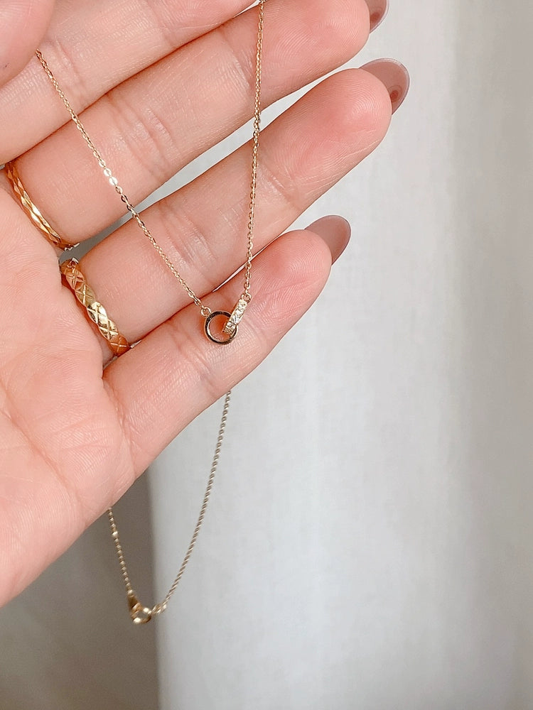 Interlinked Duo Rings Necklace