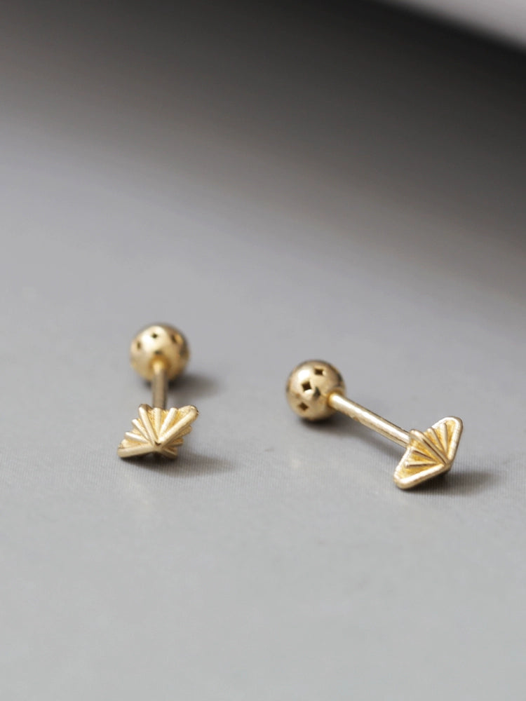 Peak Fold Star Stud Earrings