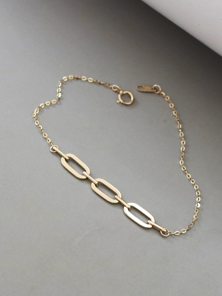 Fetch Link Oval Bracelet