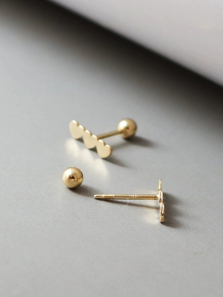 Heart Row Stud Earrings