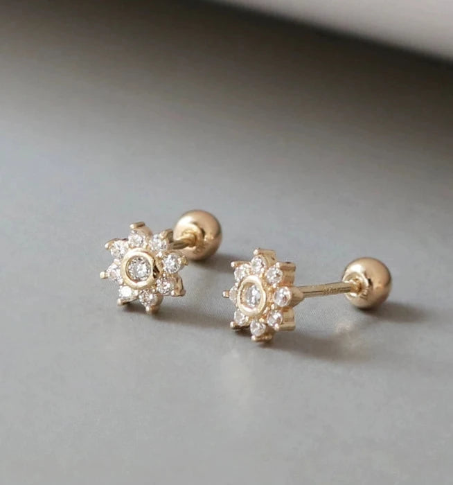 Flower Wheel Stud Earrings