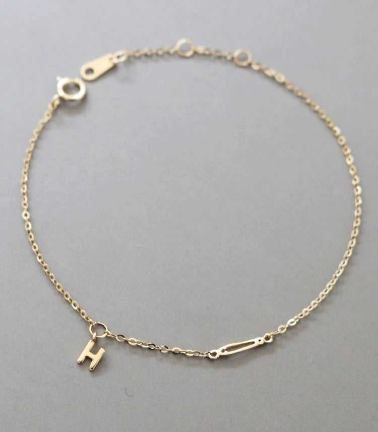 Hanging H Charm Bracelet