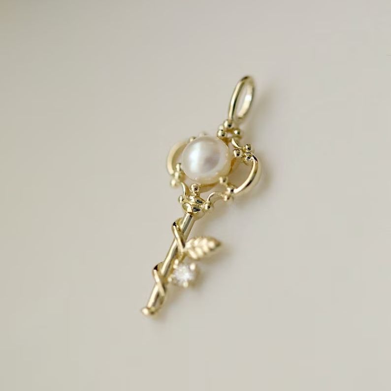 Fairytale Pearl Key Charm Bracelet