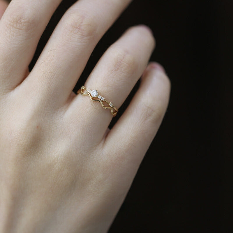 Disco Wave Stackable Ring