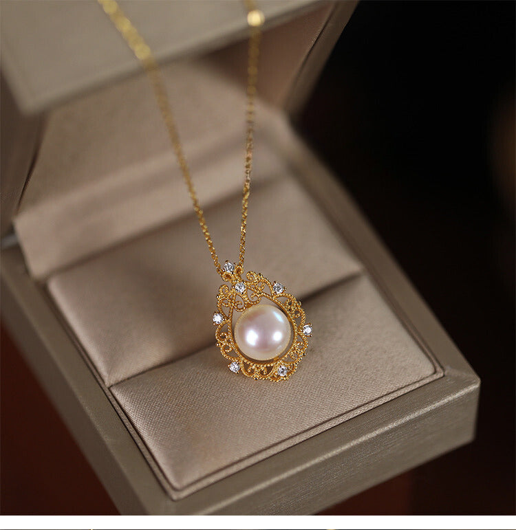 Akoya Pearl Shell Charm Necklace