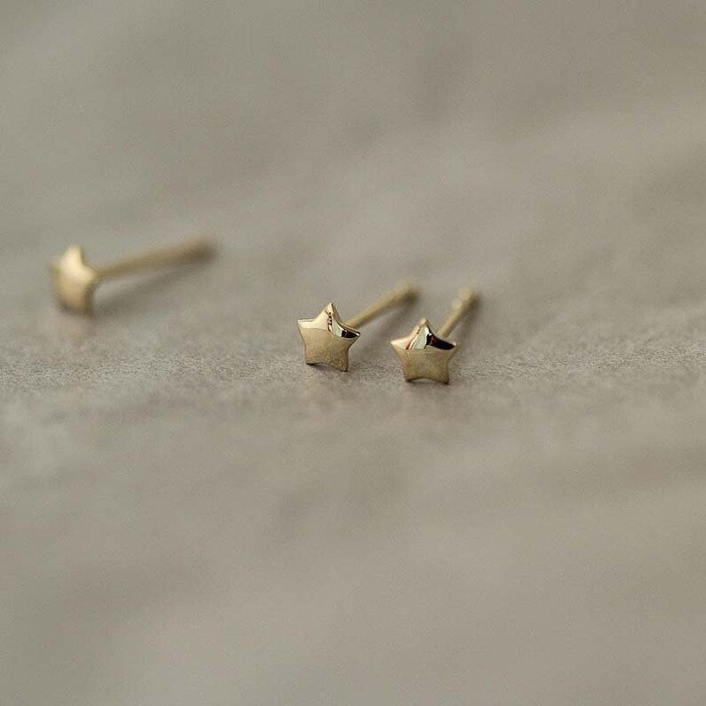 Mini Twinkle Star Stud Earrings