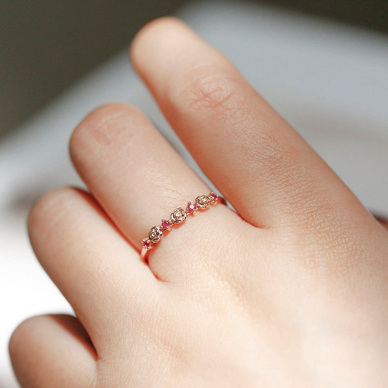 Roses Delight Stackable Ring