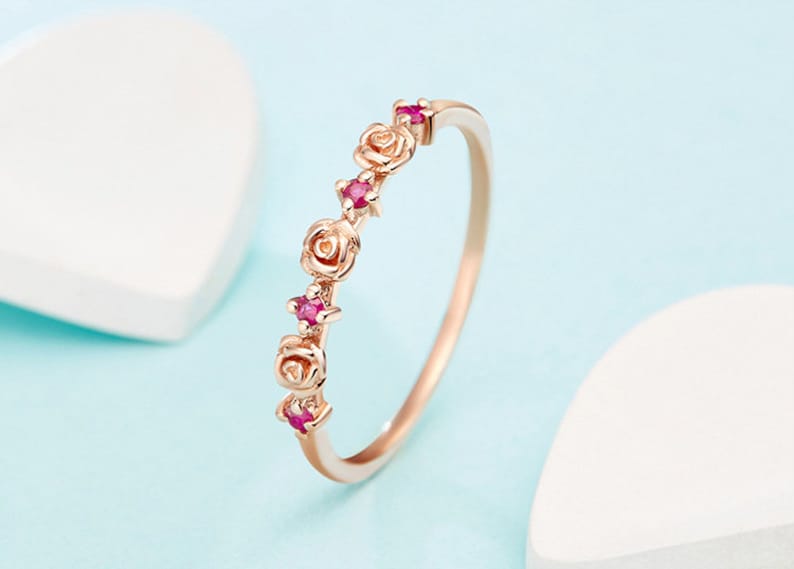 Roses Delight Stackable Ring