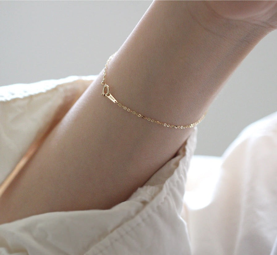 Glimmer Chain Bracelet