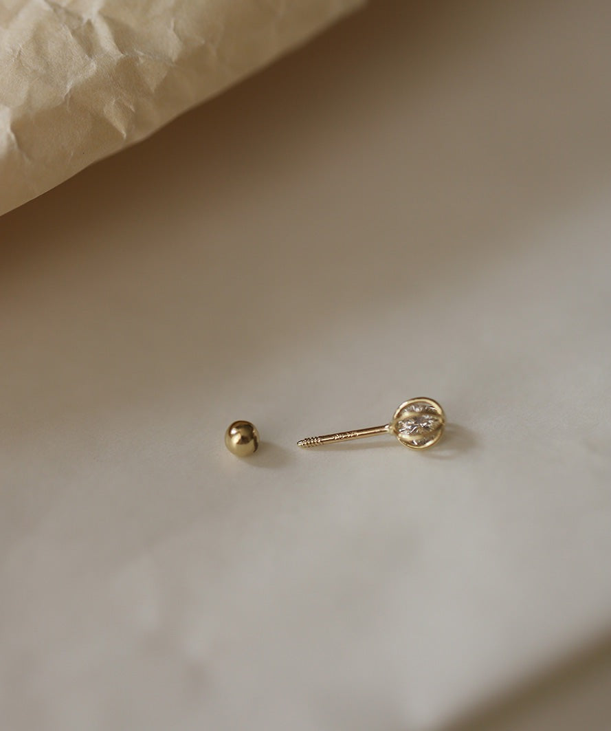 Crown Delight Stud Earrings