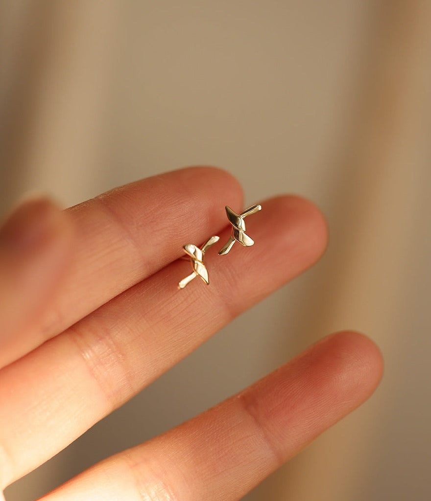 Kiss-Knot Stud Earrings