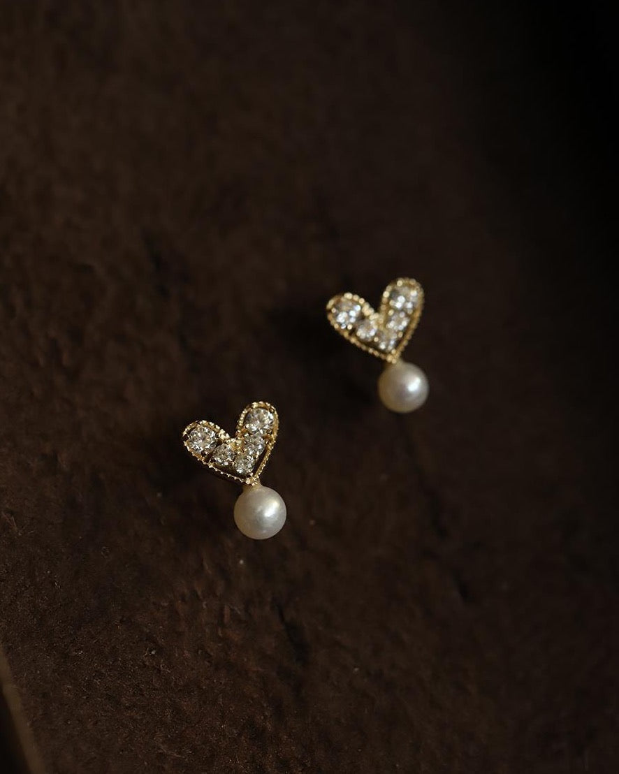 Twinkle Heart Stud Earrings