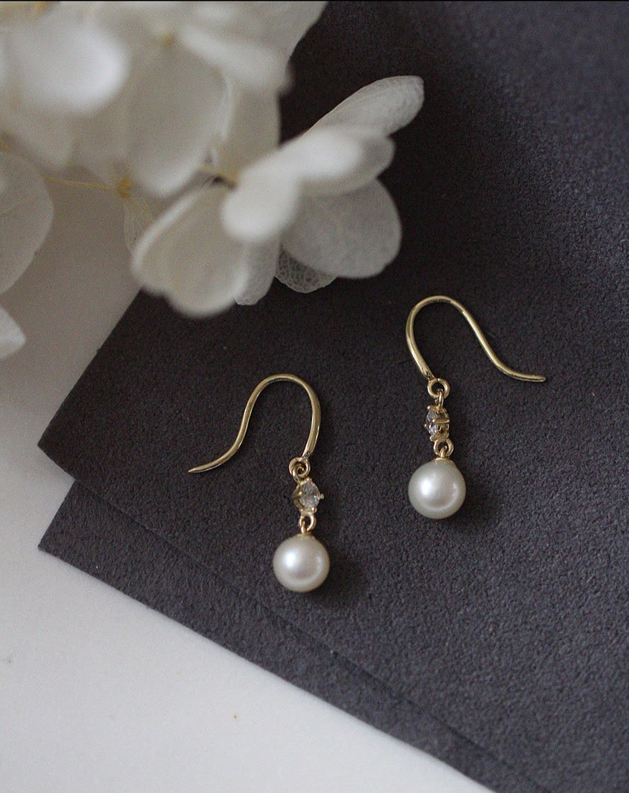 Dainty Pearl Drop Hook Earrings