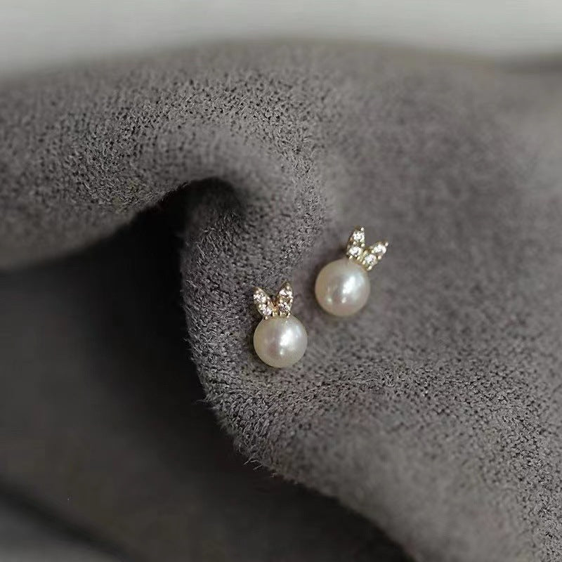 Bunny Pearl Stud Earrings