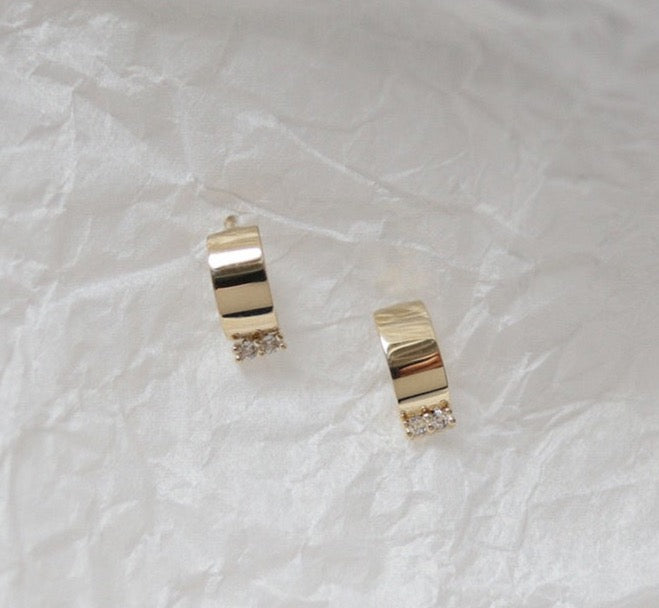 Bold Tab Stud Earrings