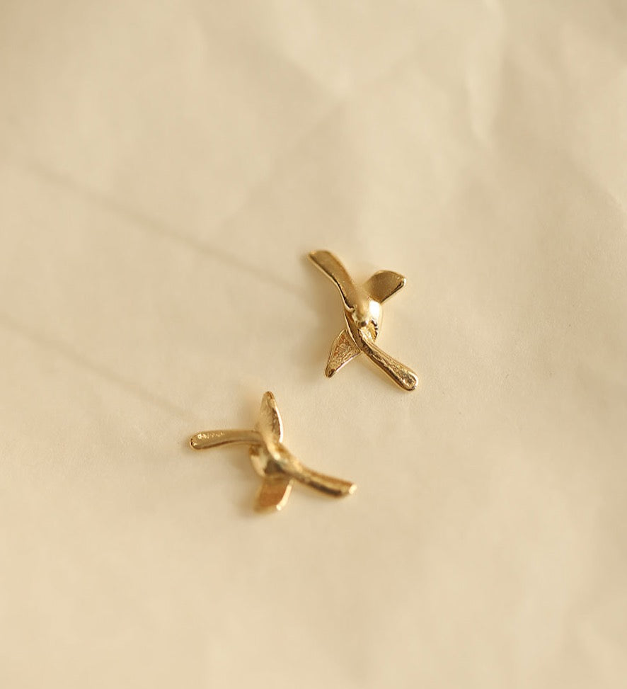 Kiss-Knot Stud Earrings